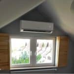 montaż klimatyzacji gree nad oknem w domu Jelcz-Laskowice