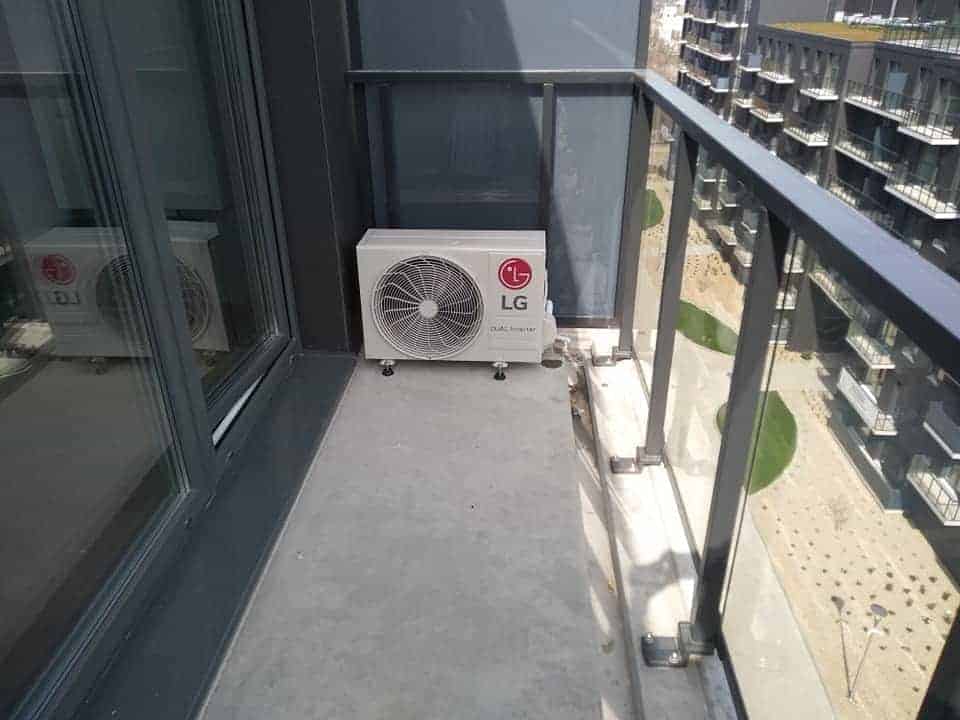 Montaż klimatyzacji LG na balkonie w bloku Wrocław