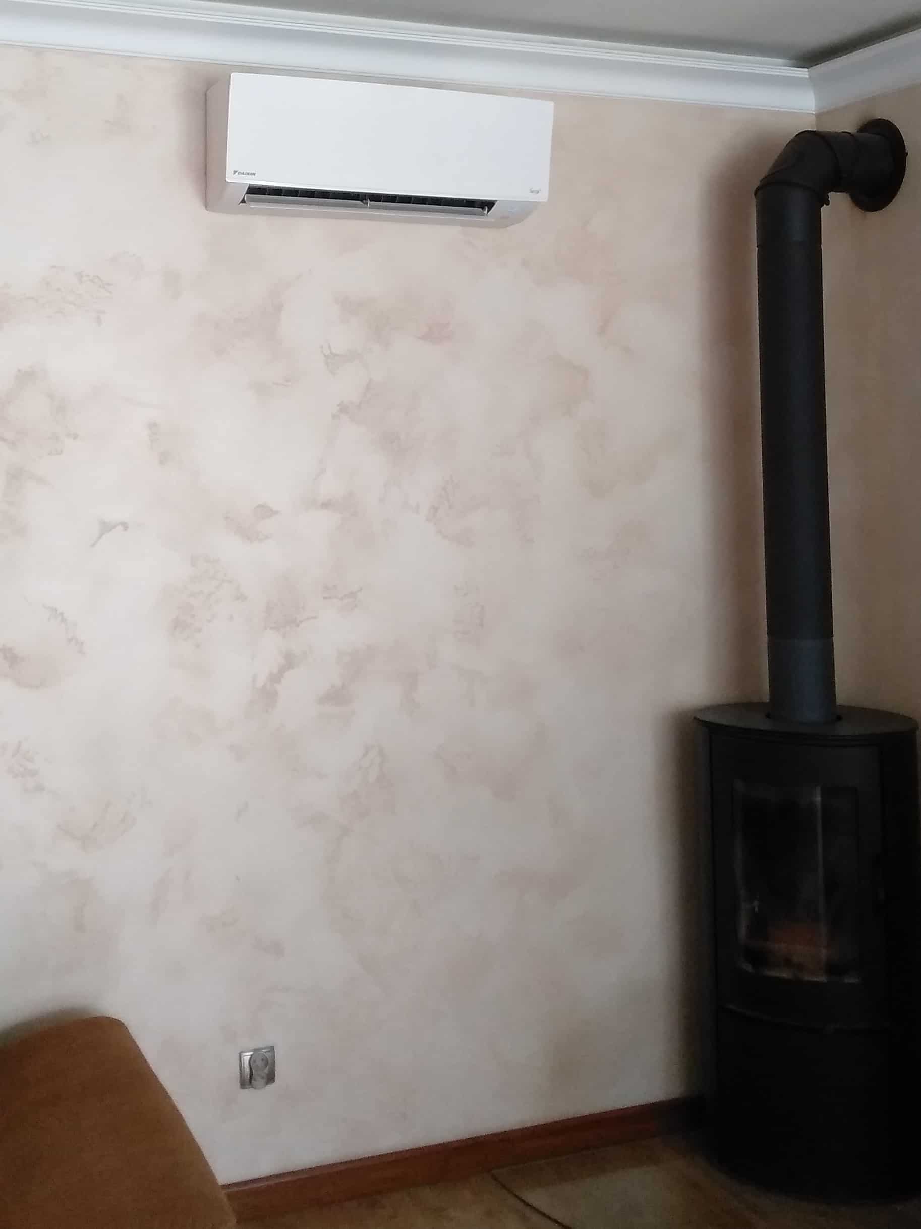 montaz klimatyzacji Daikin w domu w Oławie